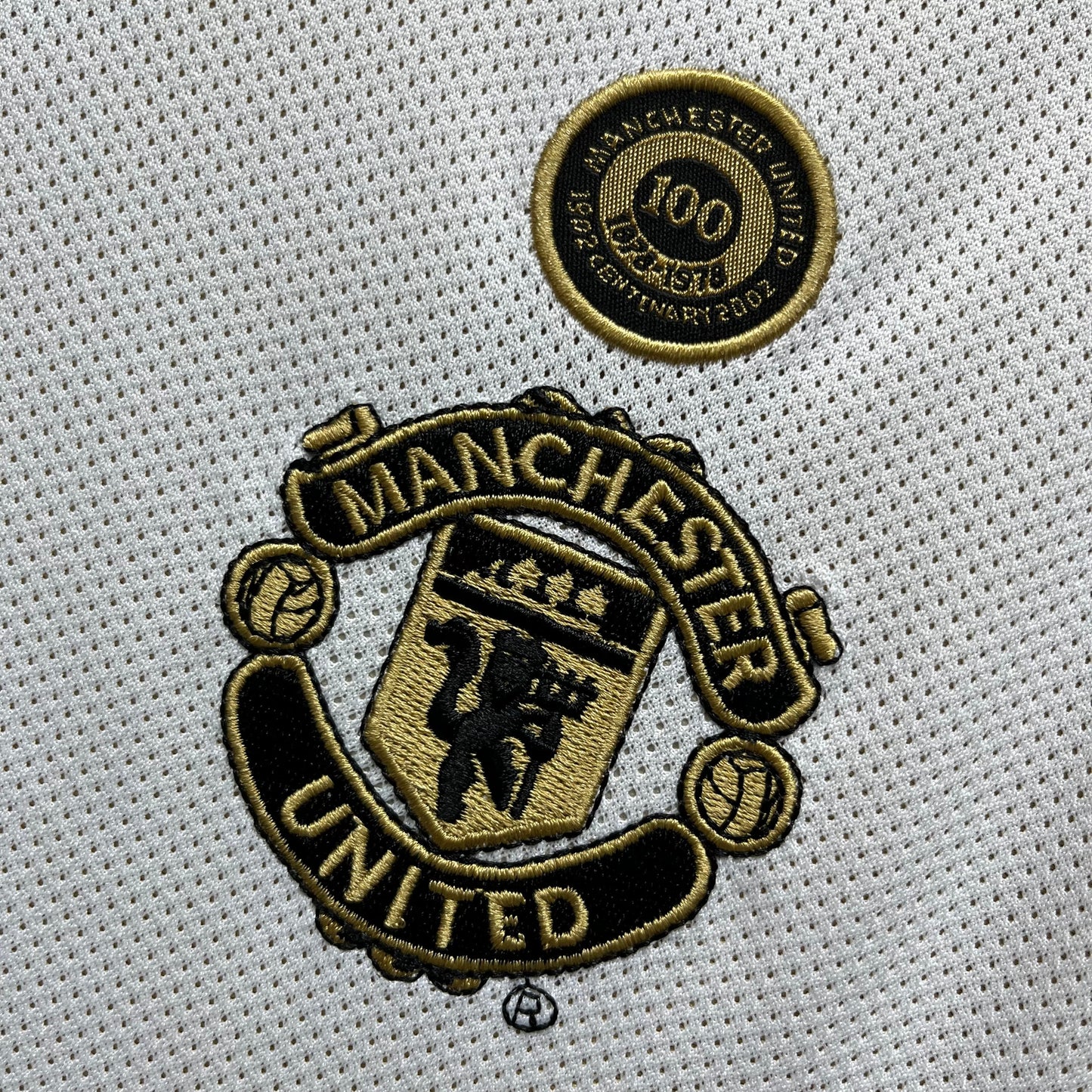 Manchester United 01/02 Centenário - Retro Version