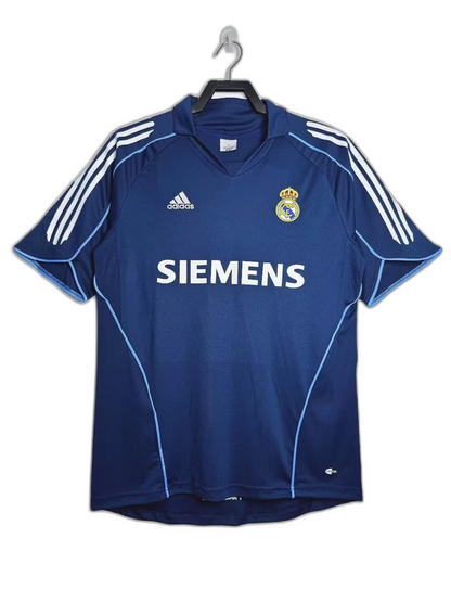 Real Madrid 05/06 II Away  - Retro Version