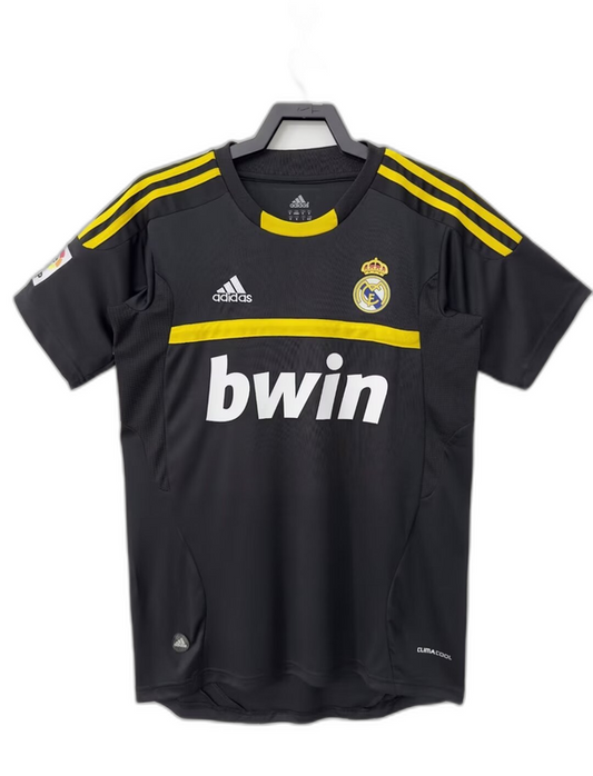 Real Madrid 11/12 Goalkeeper Black  - Retro Version
